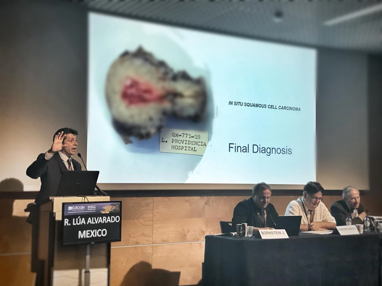 Dr. Ricardo Lúa Alvarado en una sesión de EUROGIN.